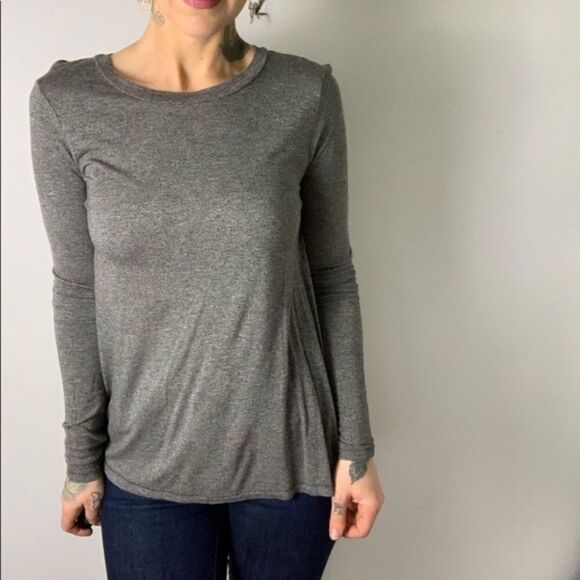 ARITZIA Long Sleeve Shirt Top Keyhole Back Cut Out Elbow Grey XXS - Picture 4 of 6
